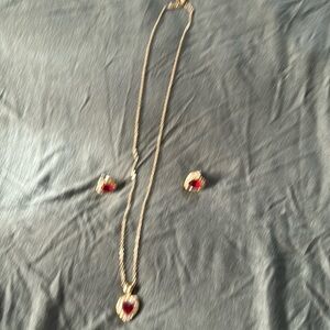 Sparkling red necklace and earrings set for the Holidays